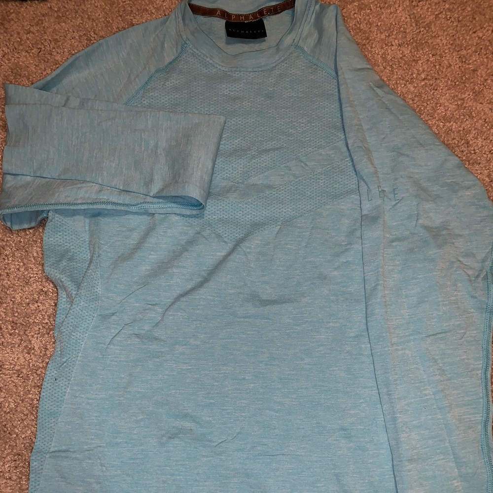 Men’s alphalete long sleeve